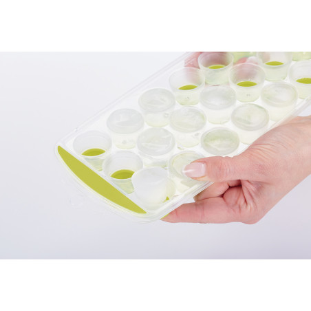 Colourworks Green Pop Out Flexible Ice Cube Tray