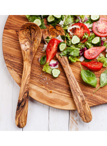 World of Flavours Italian Olive Wood Salad Servers