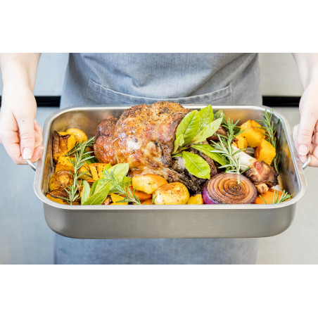 MasterClass Stainless Steel Heavy Duty 37cm x 27cm Roasting Pan