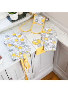 KitchenCraft Yellow Sheep Double Oven Glove