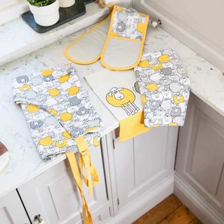KitchenCraft Yellow Sheep Double Oven Glove