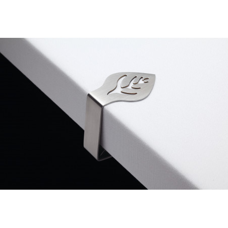 KitchenCraft Set of 4 Leaf Shaped Stainless Steel Table Cloth Clips