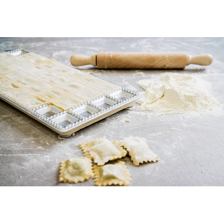 Imperia 36 Hole Ravioli Tray and Rolling Pin