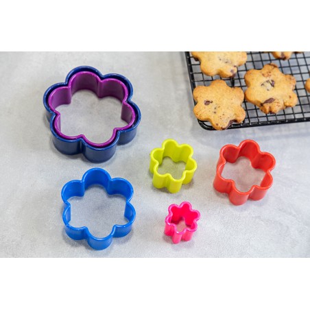 Colourworks Set of 6 Flower Cookie Cutters