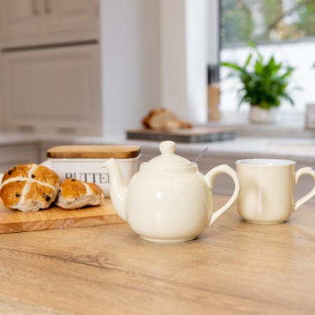London Pottery Farmhouse 6-Cup Teapot Ivory